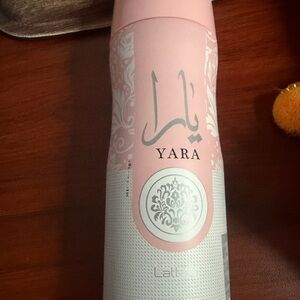 Yara Pink and White Spray Bottle